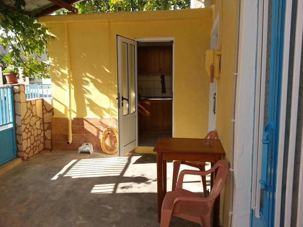 Vintage House-Vori-Rent Rooms ภายนอก รูปภาพ