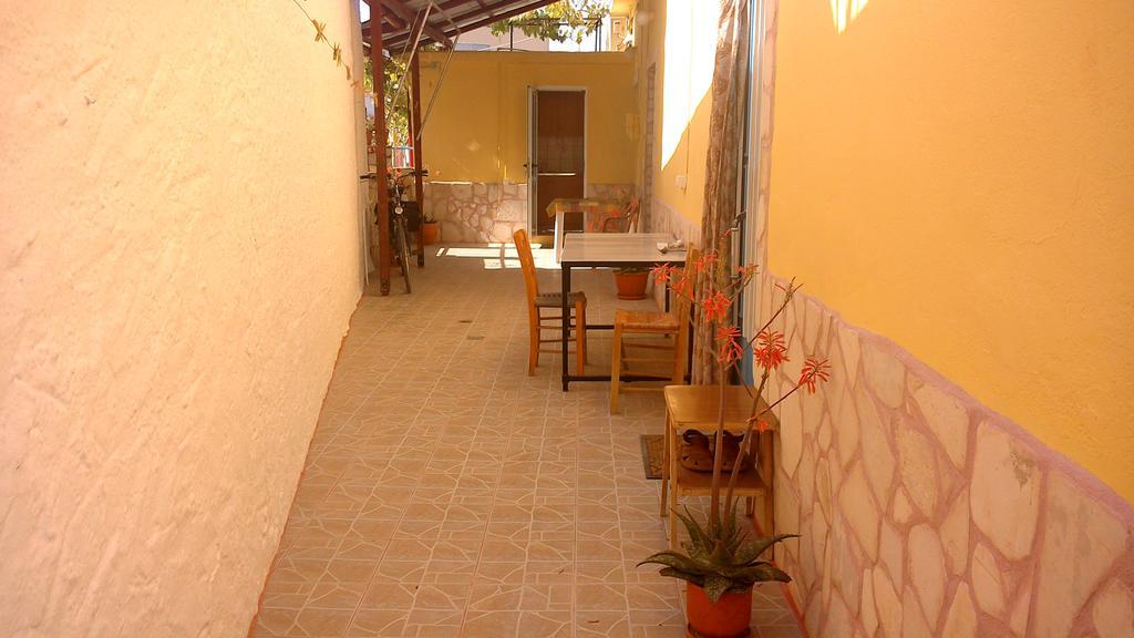 Vintage House-Vori-Rent Rooms ภายนอก รูปภาพ